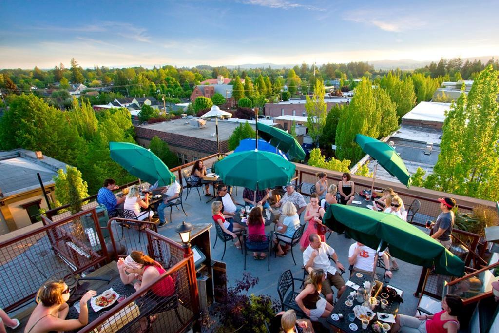 Mcmenamins Hotel Oregon Мак-Міннвілл Екстер'єр фото